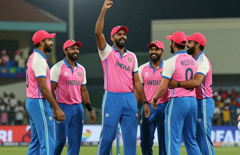 অধিনায়ক ফরহানের প্রথম ইনিংস: একটি ক্লিপ, একটি সতর্কতা, আর যে স্কোরকার্ড এখনো চুপ