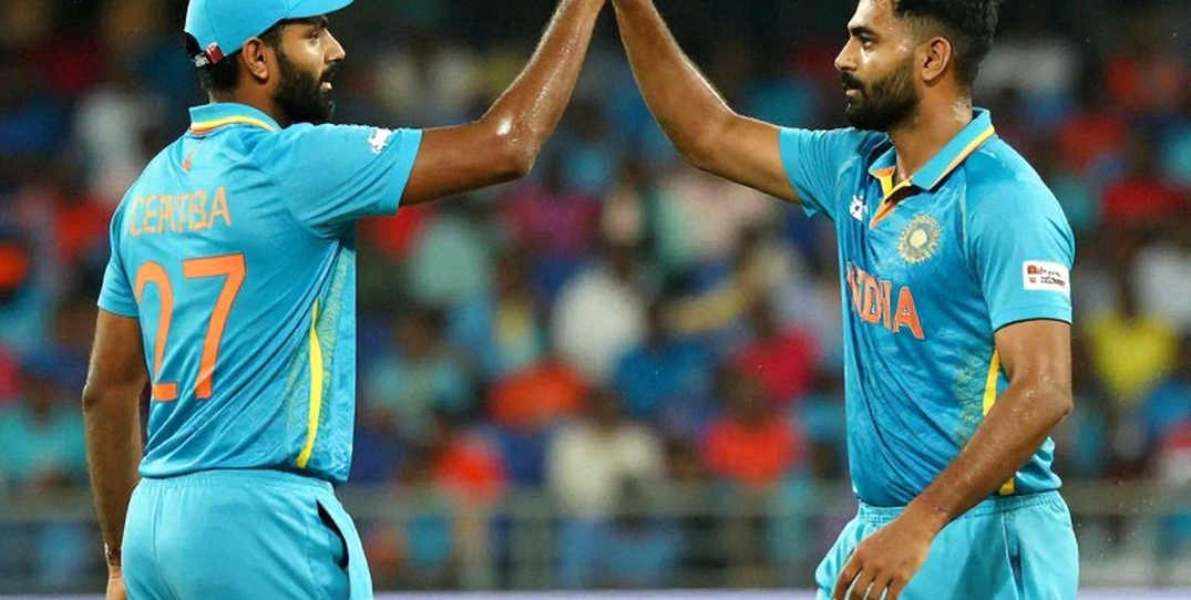 গুজবের বাজারে কে আসল: ক্রিকেটের দলবদলে টাকা লাগে না, লাগে একটা সই