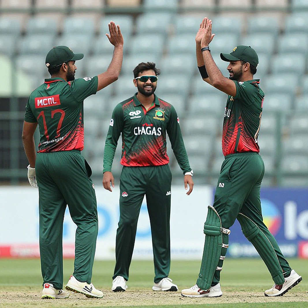 ফাঁকা স্কোরকার্ডের সততা: ক্রিকেট যেখানে উত্তর দেয় না, আর আমরা সেখানে সংখ্যা বসাই
